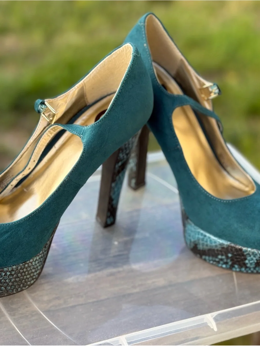 G by Guess Teal Platform Mary Jane Pumps with Snakeskin Trim
